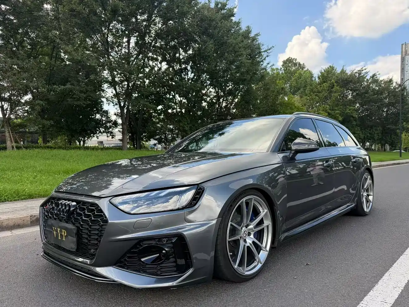 Audi RS 4 2021 2021 RS4 Avant Obsidian Edition