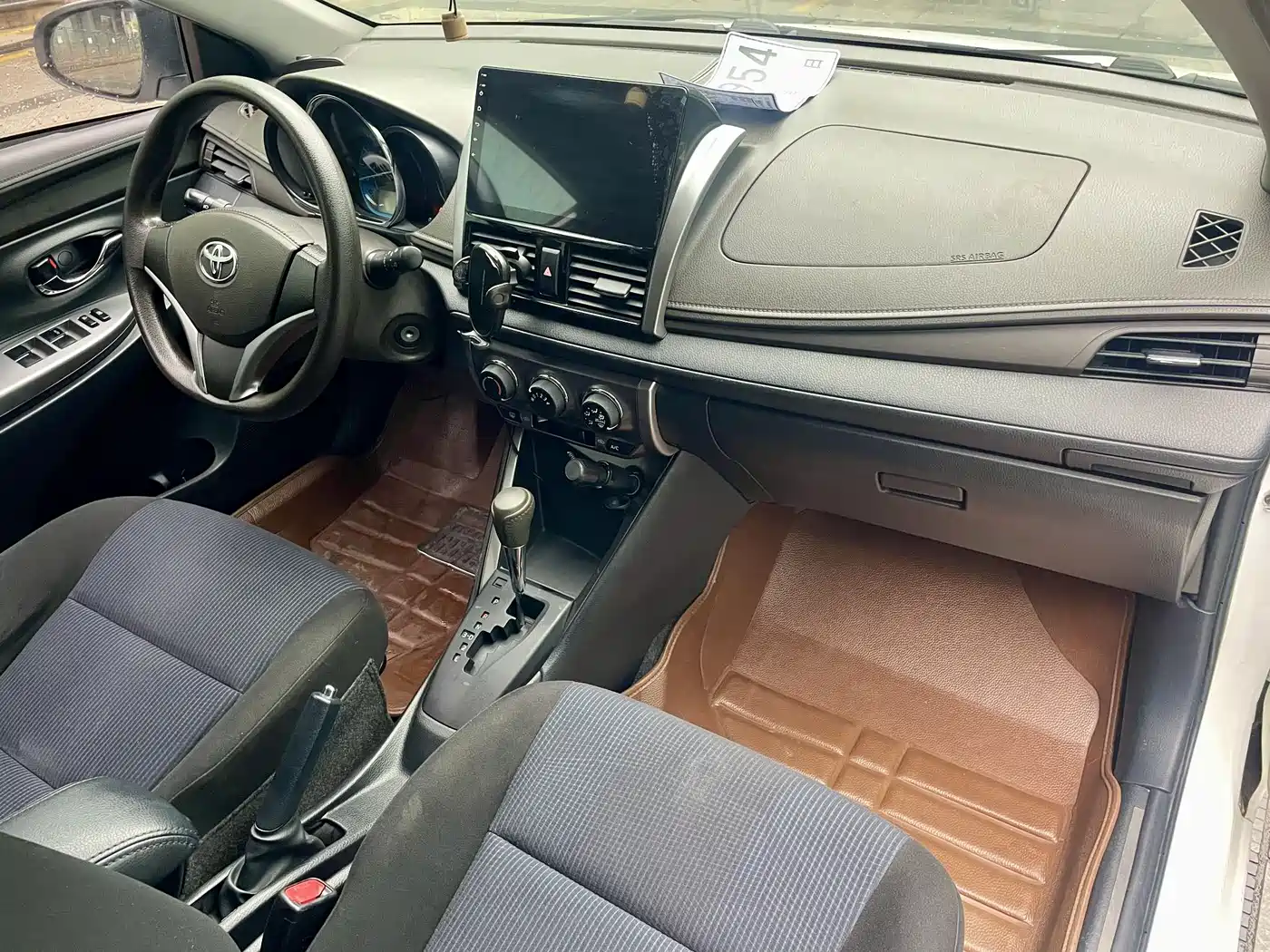 Toyota YARiS L Zhi Xuan 2015 1.5E Auto Charming Edition фото 14