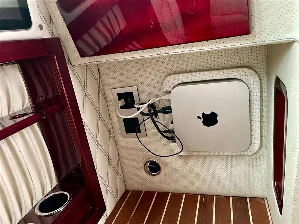 Mercedes-Benz Vito 2013 Model 3.0L Elite Edition фото 17