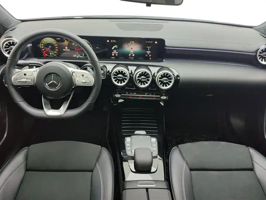 Mercedes-Benz A-Class 2022 Facelift II A 200 L Sport Sedan Fashion фото 12