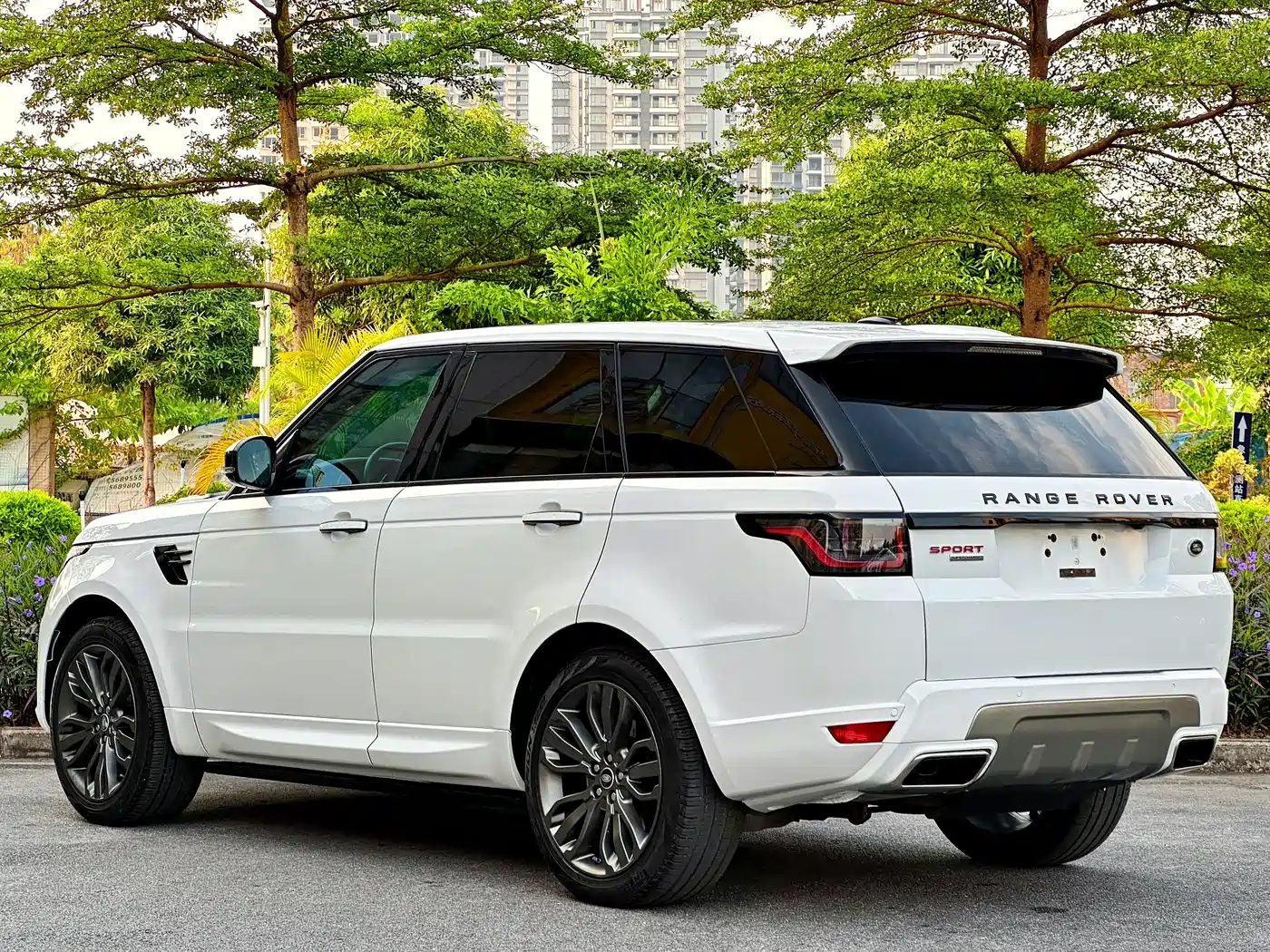 Land Rover Range Rover Sport 2014 3.0 SC V6 HSE фото 5