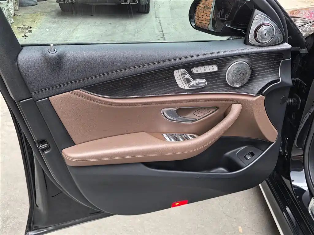 Mercedes-Benz E-Class 2021 E 300 L Sport Premium фото 10
