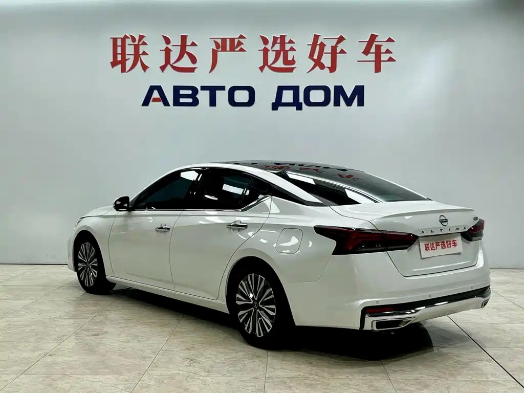 Nissan Teana 2024 2022 2.0L XL-Upr Premium Edition