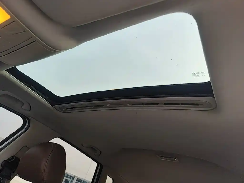 FAW Senya R7 2019 2017 Facelift 1.6L Automatic Luxury