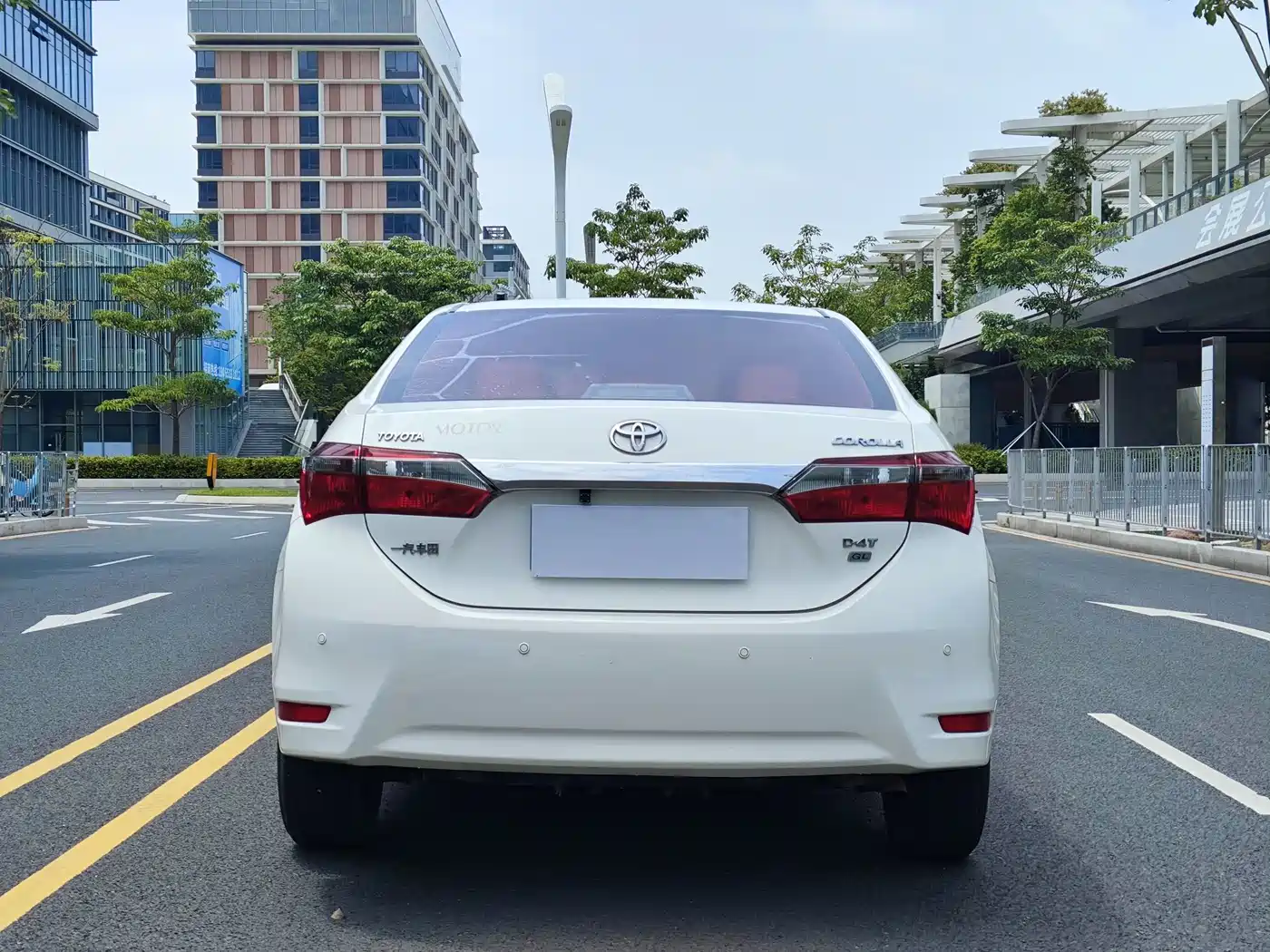 Toyota Corolla 2017 Facelift 1.2T S-CVT GL фото 5