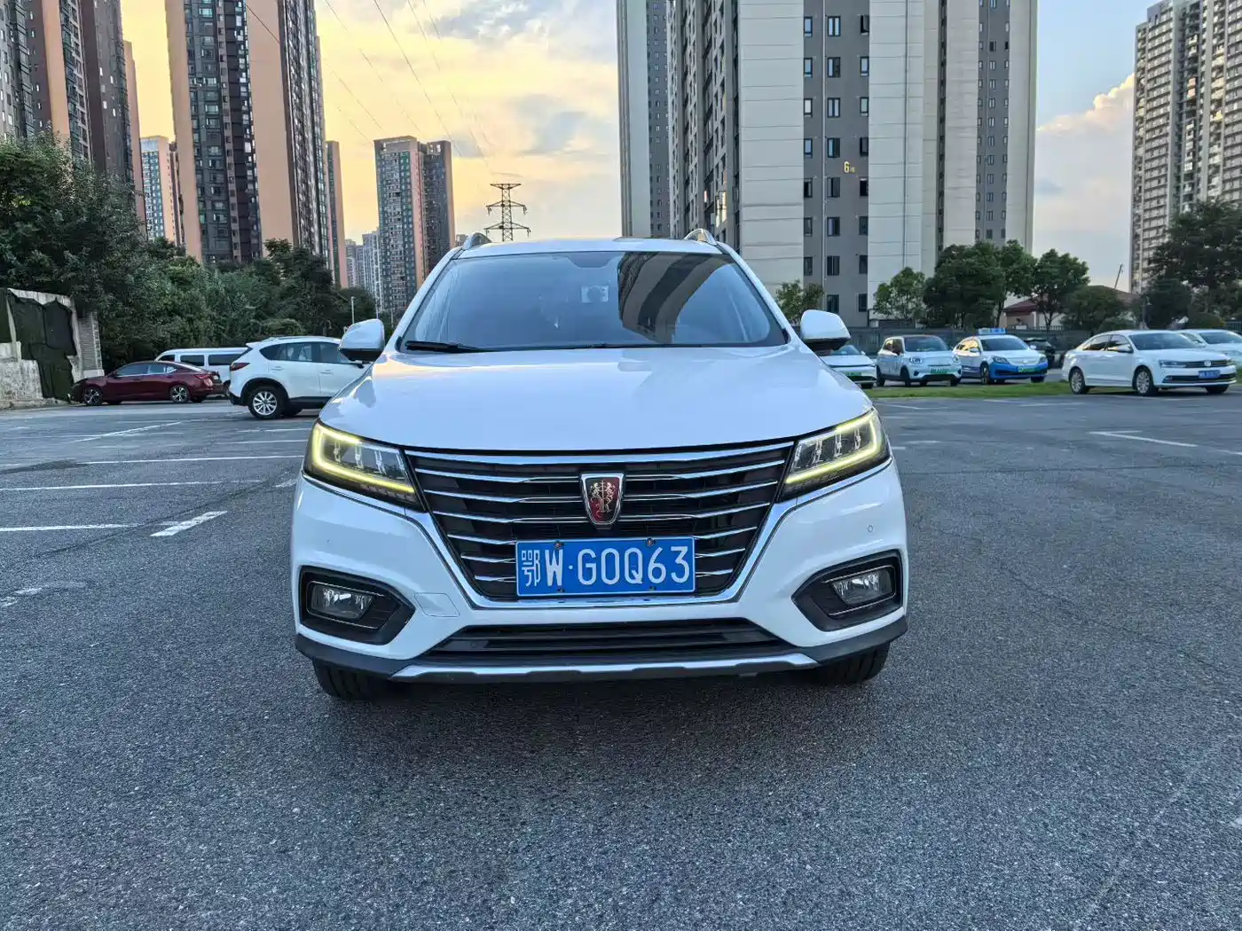 Photo 2 - Roewe RX5
