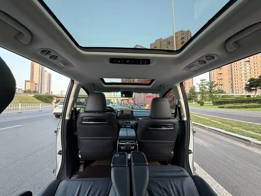 Honda Elysion 2025 2024 2.0L e:HEV Luxury Edition