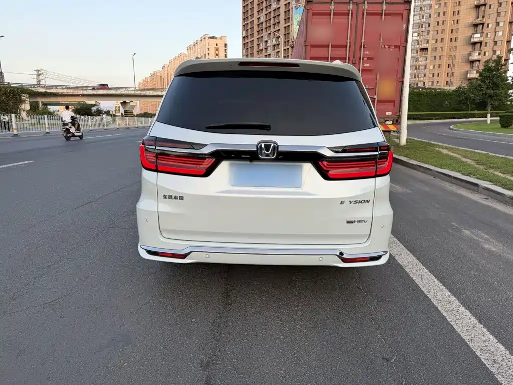 Honda Elysion 2025 2024 2.0L e:HEV Luxury Edition