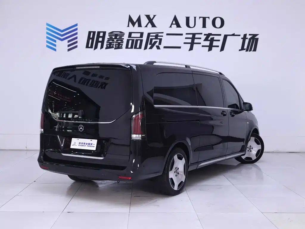 Mercedes-Benz V-Class 2024 2024 V 300 L Long Wheelbase Luxury Edition