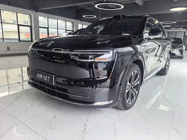  AITO Wenjie AITO M7