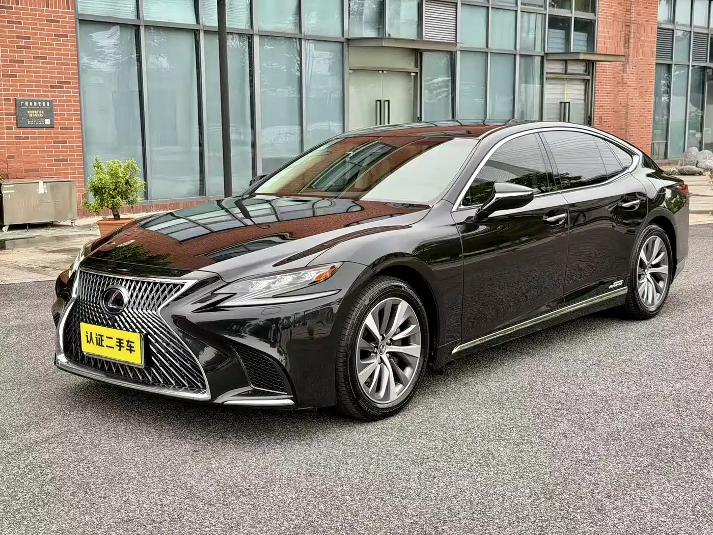 Lexus LS 2020 500h Excellence (China VI)