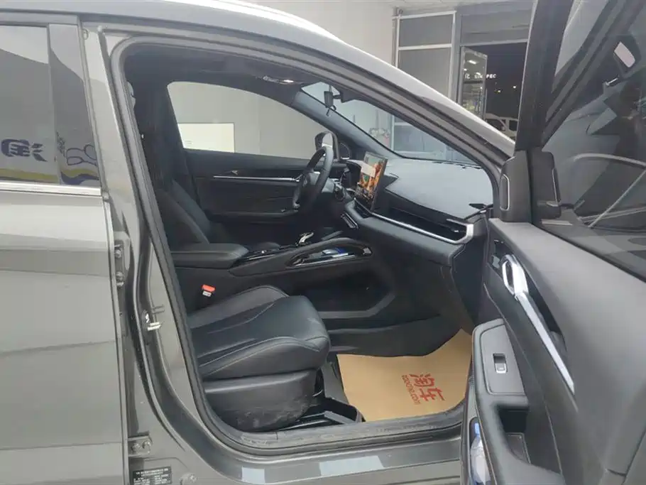 GEELY AUTOMOBILE BINYUE