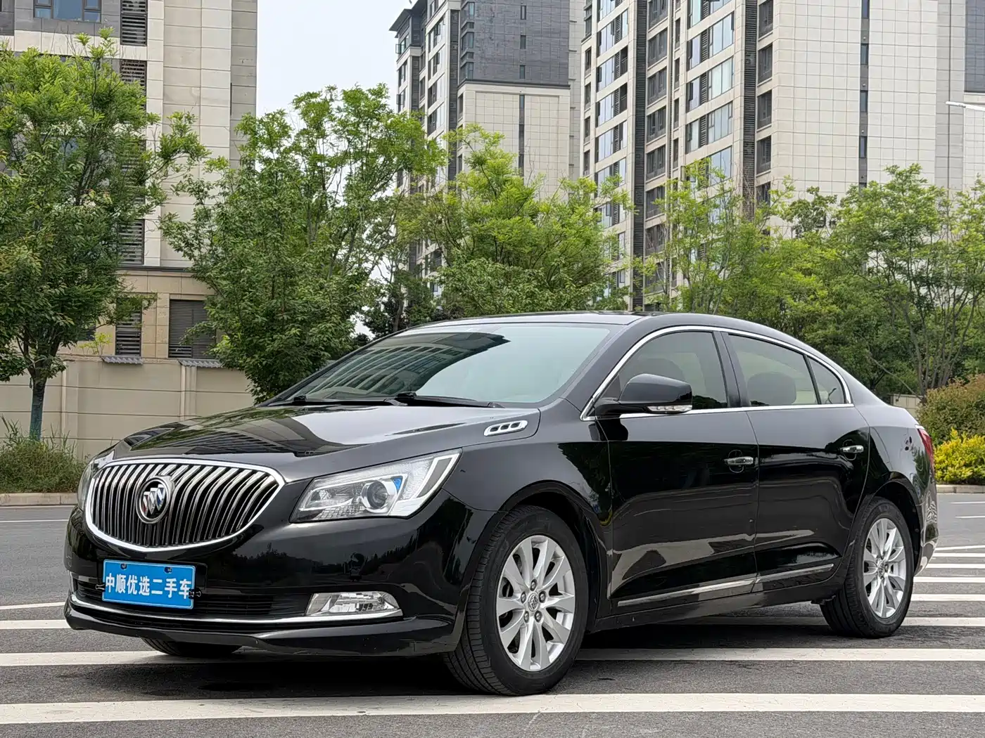 Buick LaCrosse 2013 2.4L SIDI Leading Comfort