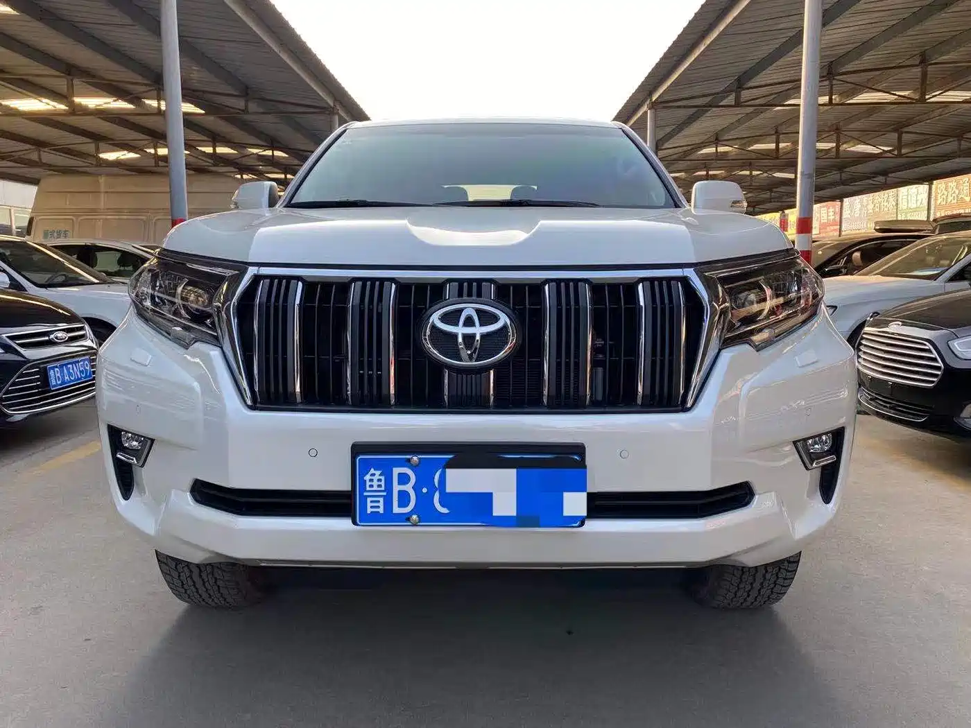 Toyota Prado 2019 3.5L Automatic TX-L Zunxiang Edition фото 2