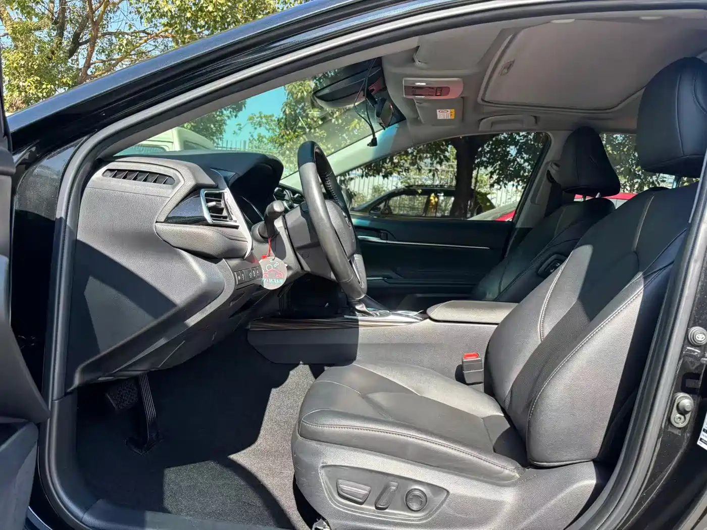 Toyota Camry 2019 Facelift 2.0G Luxury Edition фото 4