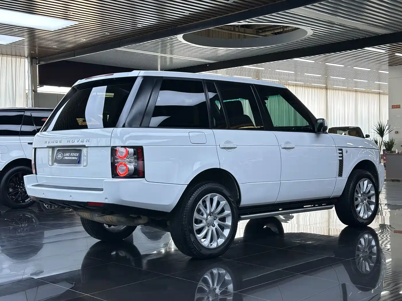 Land Rover Range Rover 2012 2012 5.0 NA V8