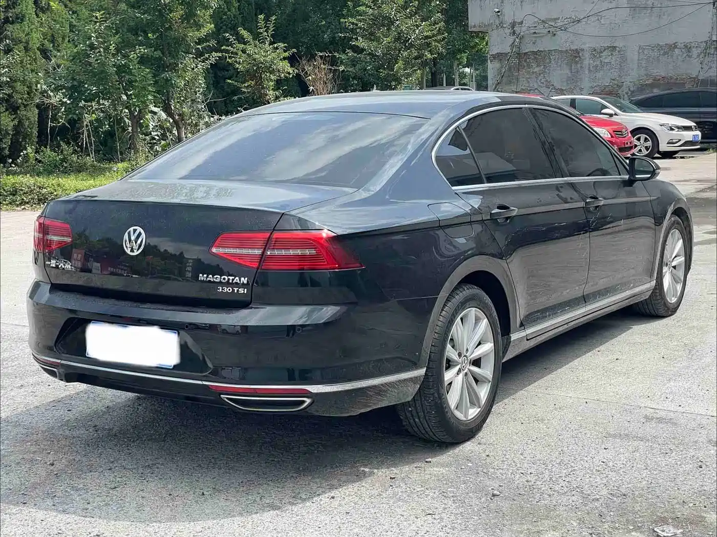 Фото 3 - Volkswagen Magotan