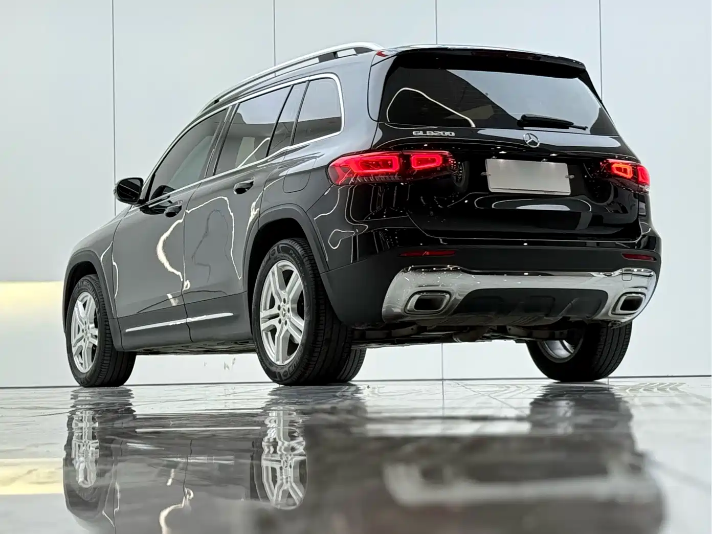 صورة 14 - Mercedes-Benz GLB