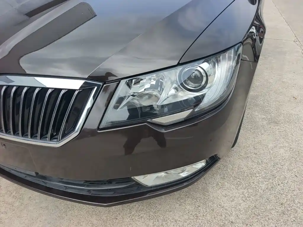 Škoda Superb 2014 2013 1.8TSI Automatic Elite Edition
