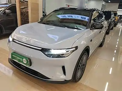 Leapmotor C11
