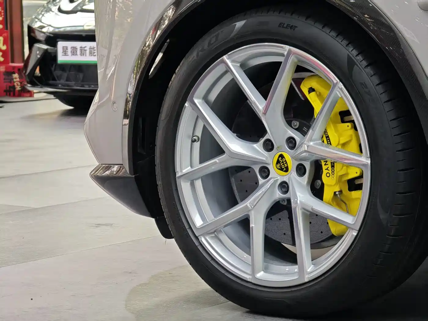 Lotus Cars ELETRE 2023 ELETRE R+ фото 23
