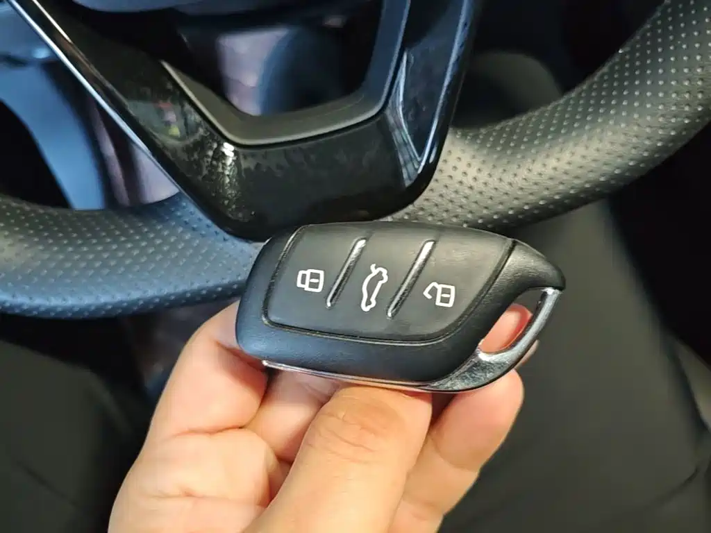 Фото 9 - Roewe i5