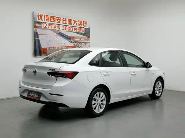 Buick Excelle 2021 Exemplar 1.5L Auto Elite — фото 2