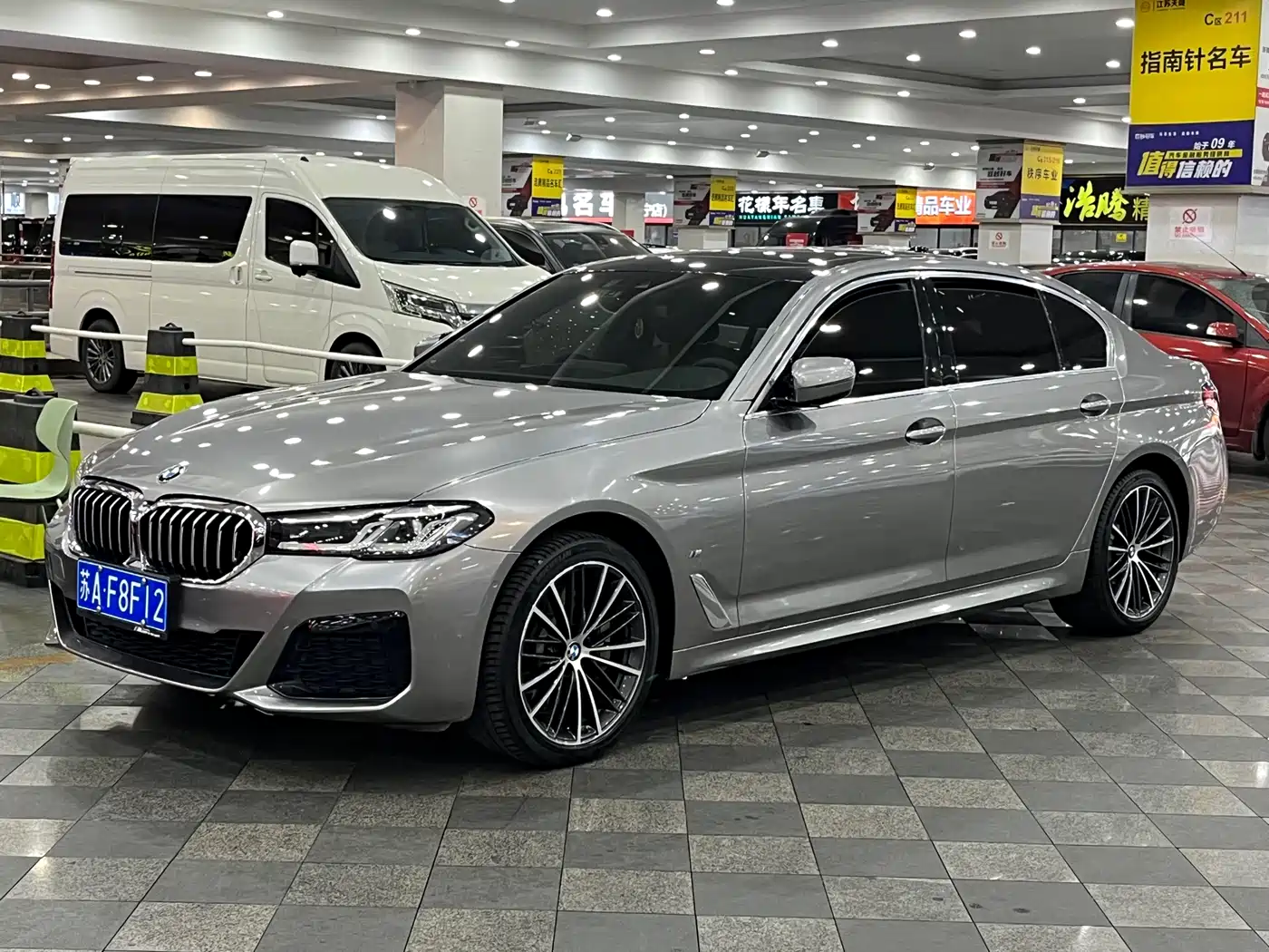 BMW 5 Series 2023 530Li Leading M Sport Package