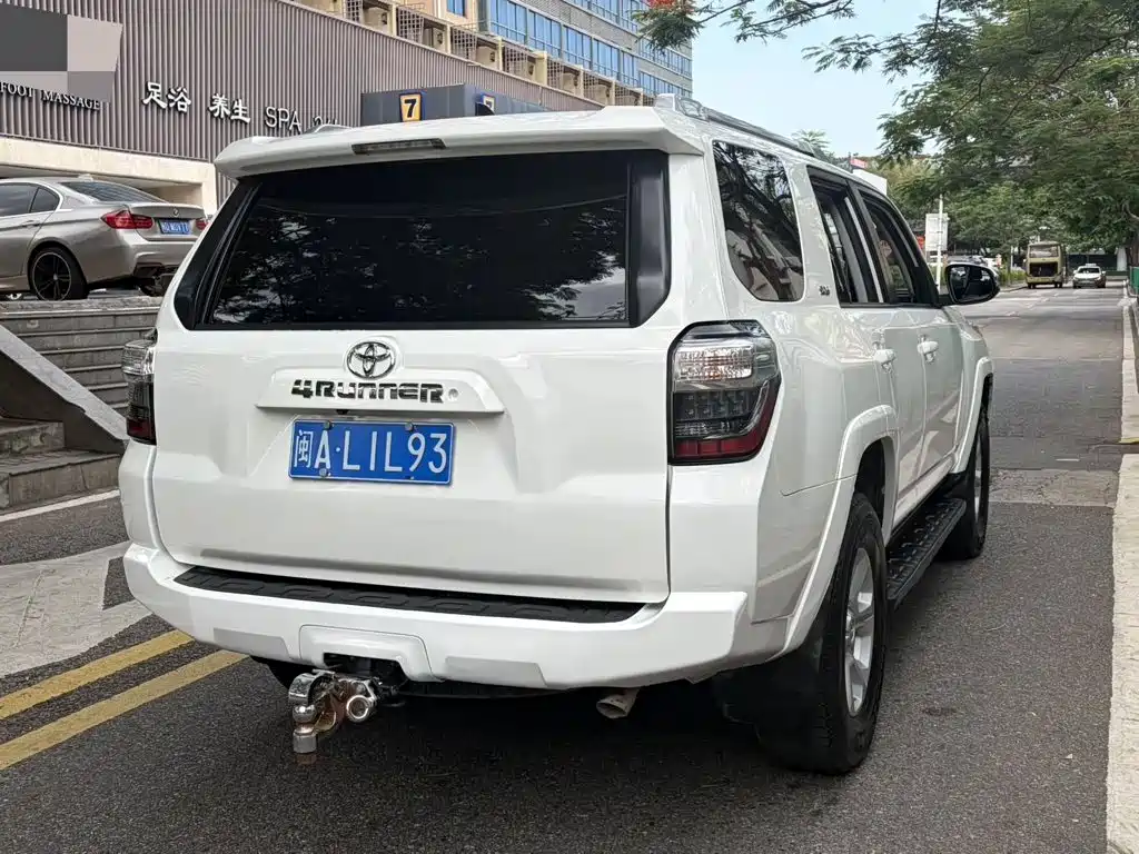 Toyota 4Runner 2019 2014 Base Model