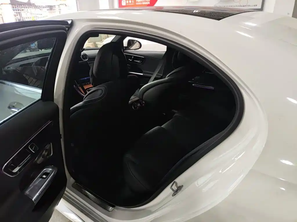 Mercedes-Benz C-Class 2026 2026 C 260 L Sport