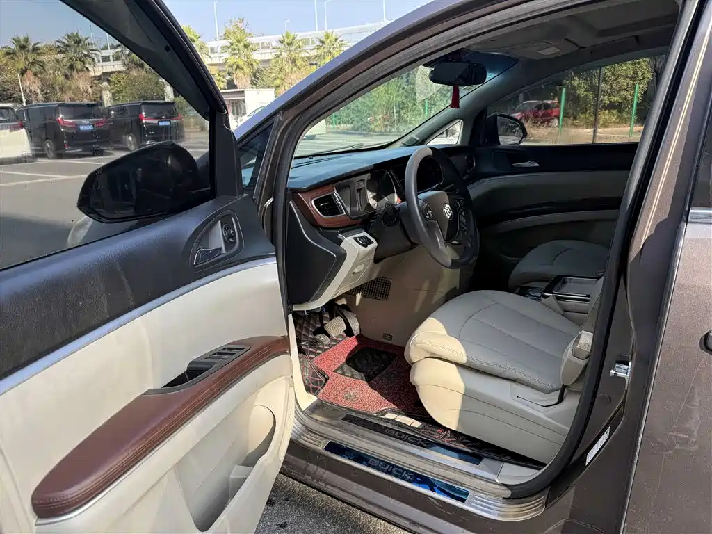 Buick GL8 2017 25S Comfort China V фото 7