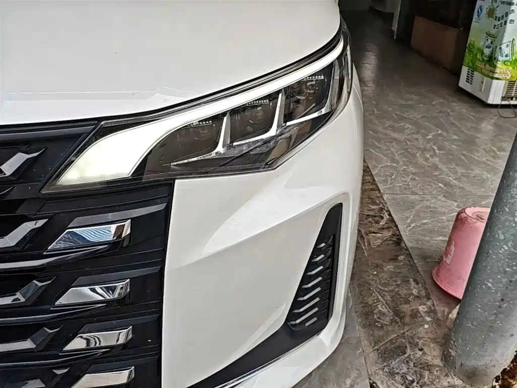 GAC Trumpchi Trumpchi M6 2021 PRO 270T DCT Elite фото 24