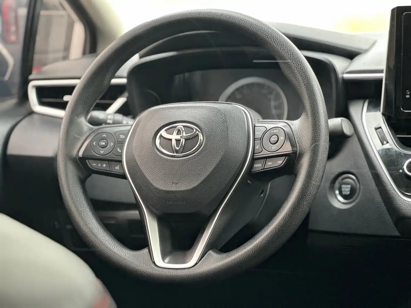Toyota Corolla 2021 1.2T S-CVT Elite SPORT Edition фото 10