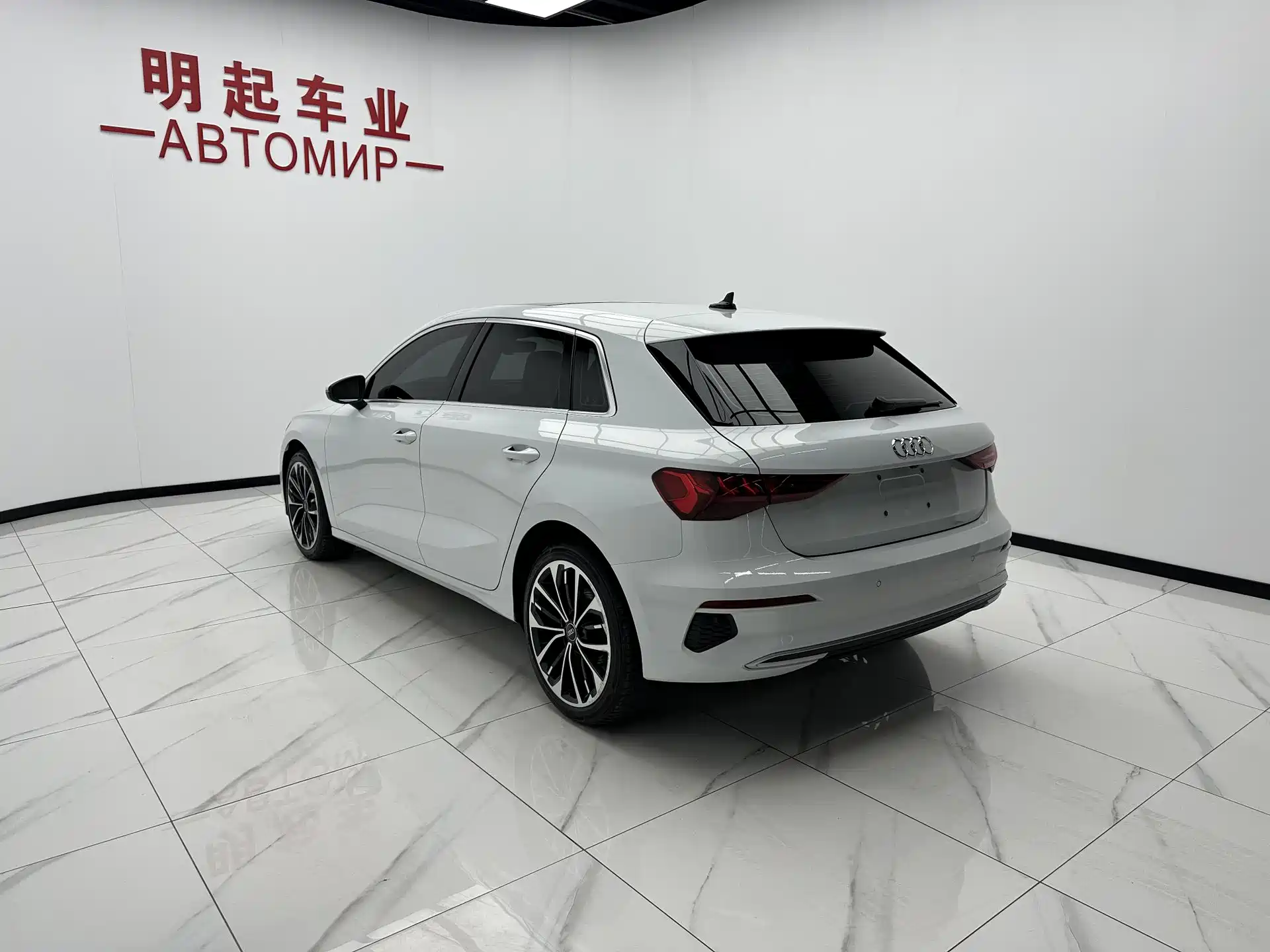 Фото 8 - Audi A3