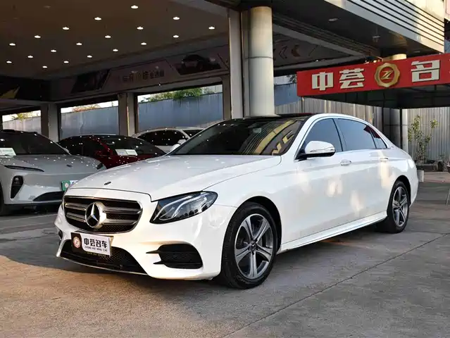 MERCEDES-BENZ E CLASS