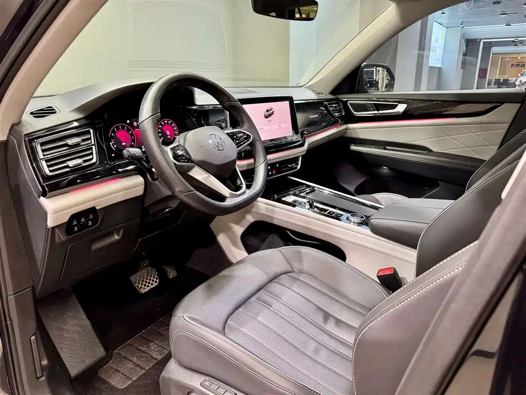 Volkswagen Teramont 2023 380TSI AWD Premium Luxury Edition фото 27