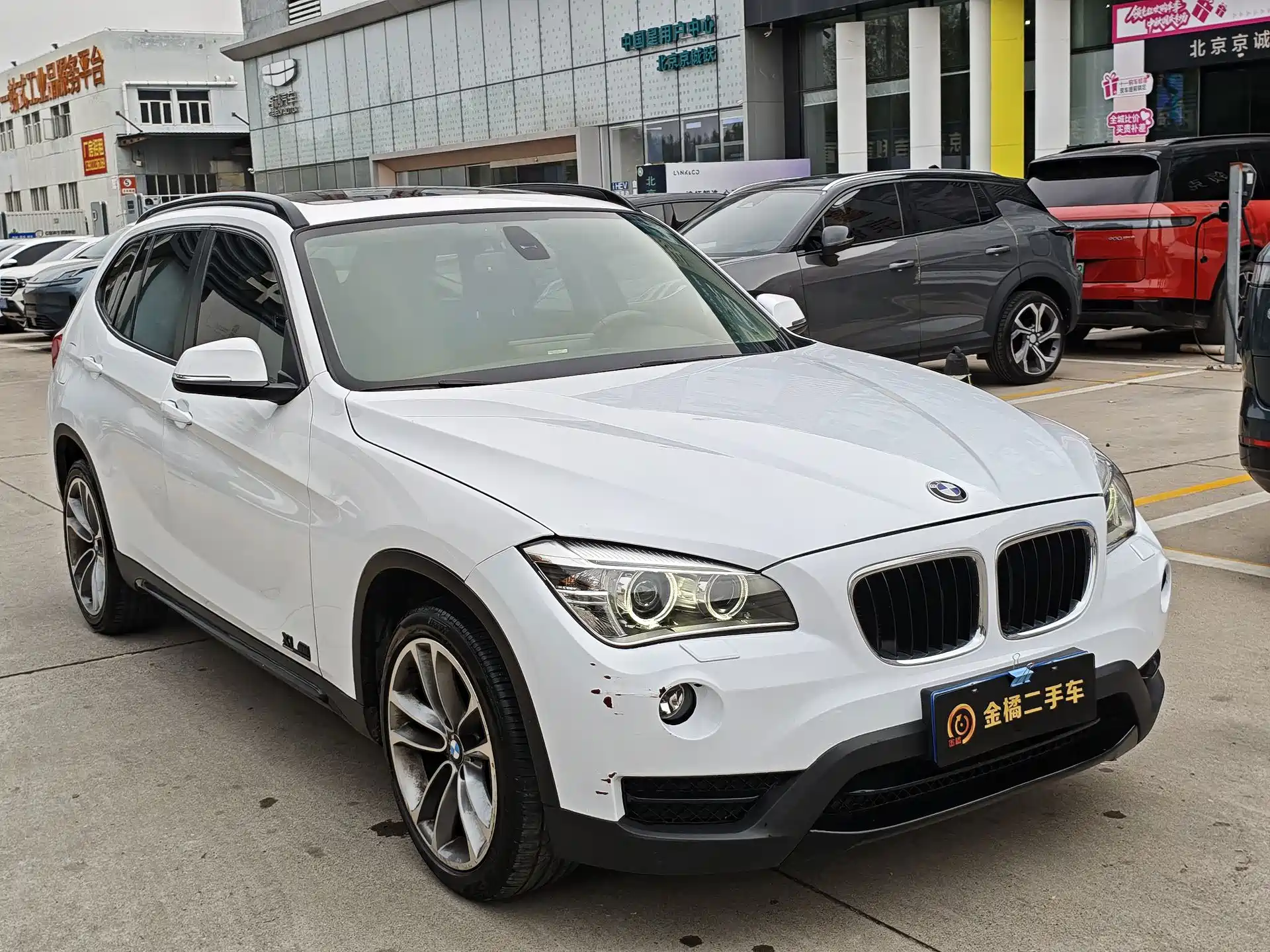 صورة 4 - BMW X1