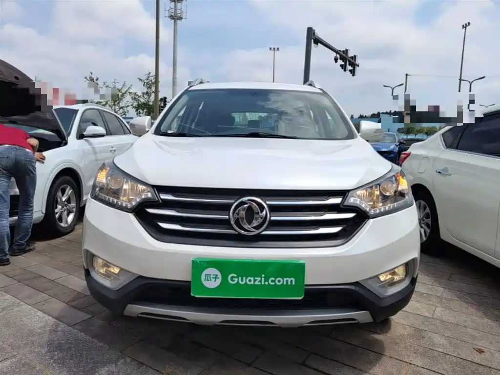 Dongfeng Aeolus Dongfeng Fengshen AX7 2016 2016 2.3L Automatic Smart Premium