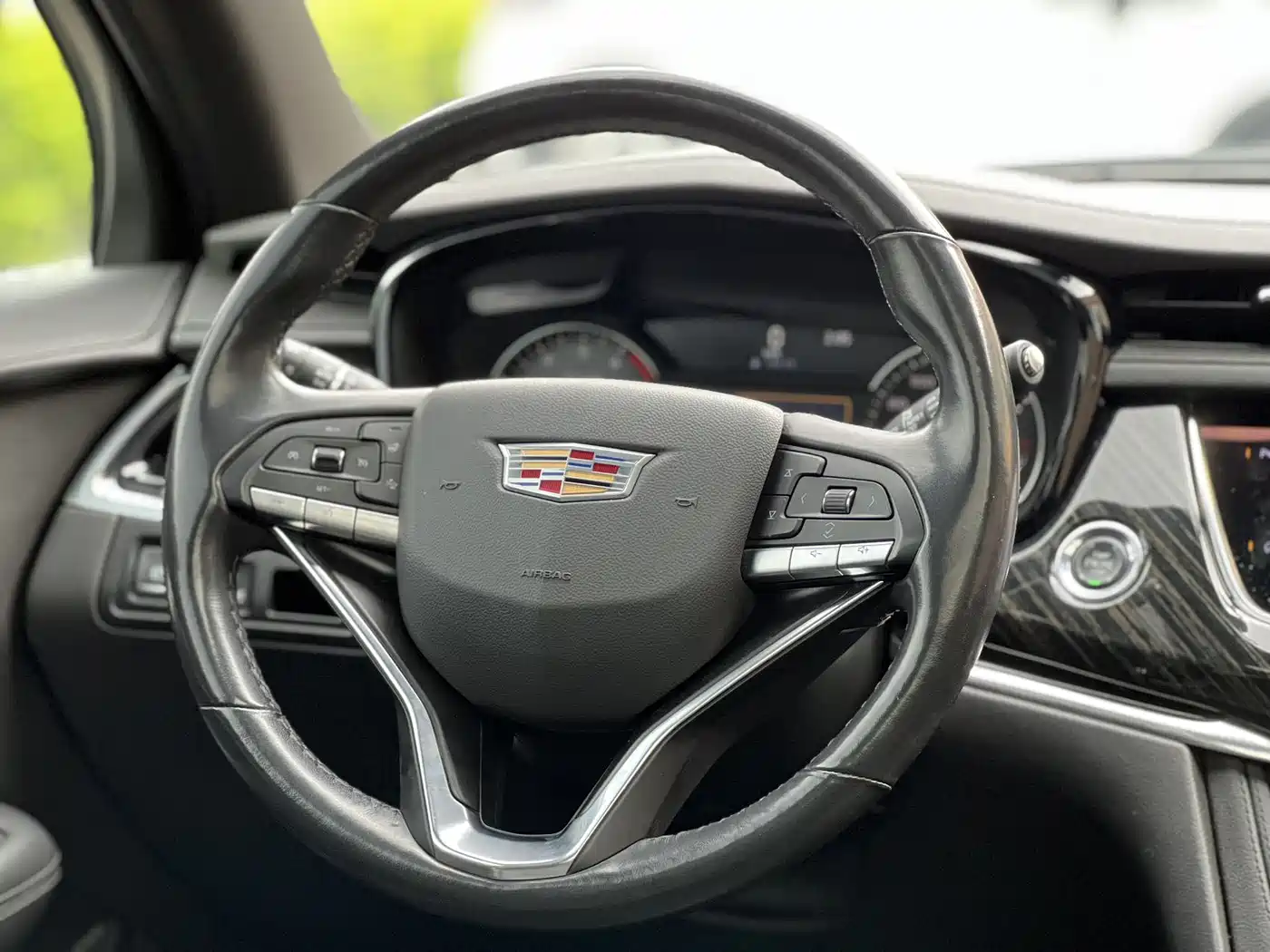 Cadillac XT6 2021 2.0T 6-seater 4WD Luxury фото 4