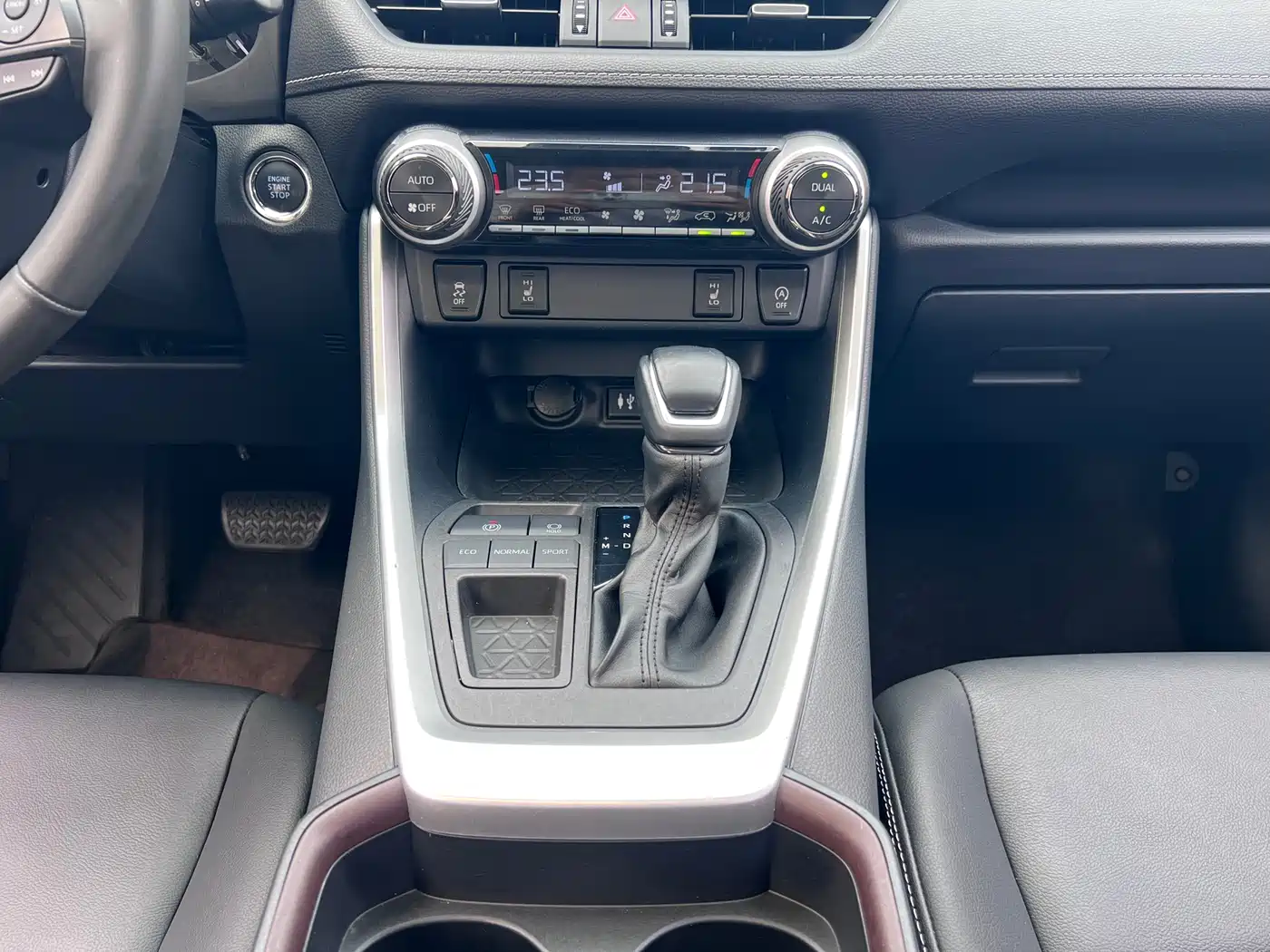 Toyota RAV4 Rongfang 2022 2.0L CVT 2WD Trend Plus Edition фото 19