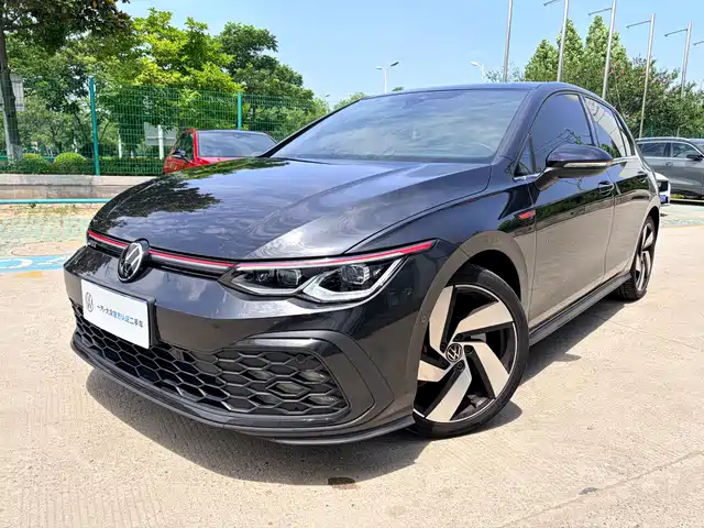 volkswagen golf-gti
