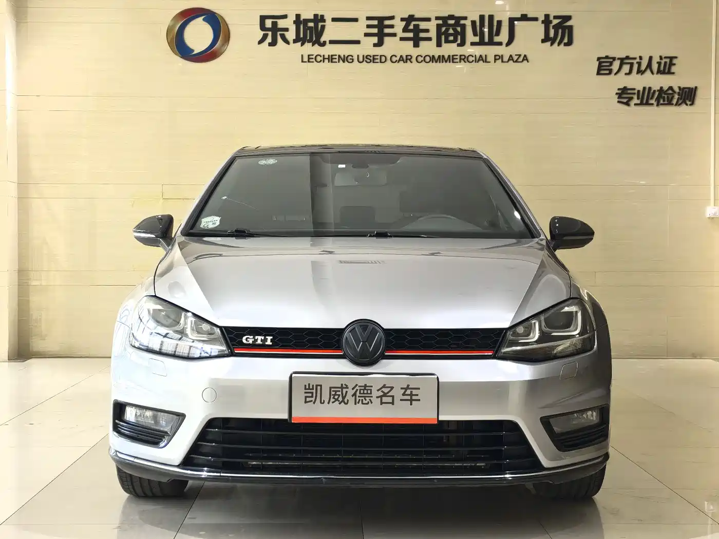 Volkswagen Golf 2016 1.4TSI Automatic R-Line фото 2