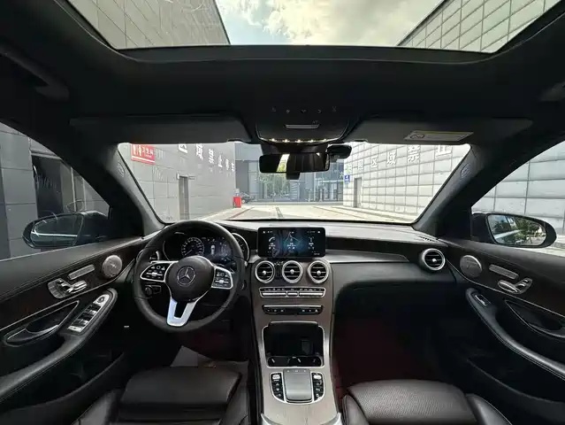 Mercedes-Benz GLC 2020 GLC 300 L 4MATIC Dynamic — фото 5
