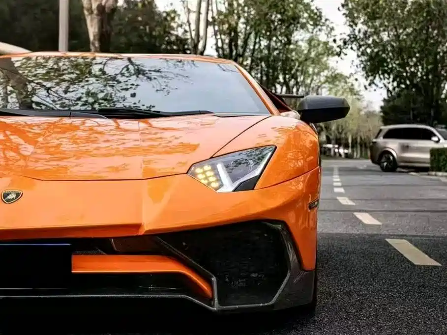Lamborghini Aventador 2011 LP 700-4 фото 4