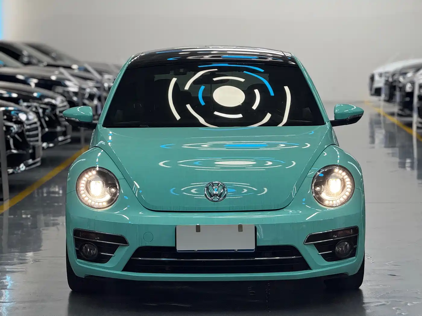 Volkswagen Beetle 2020 2018 180TSI Trend Joy Edition