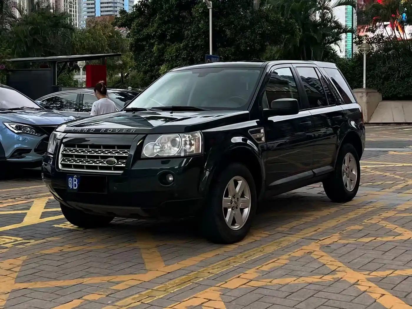 Фото 1 - Land Rover Freelander 2