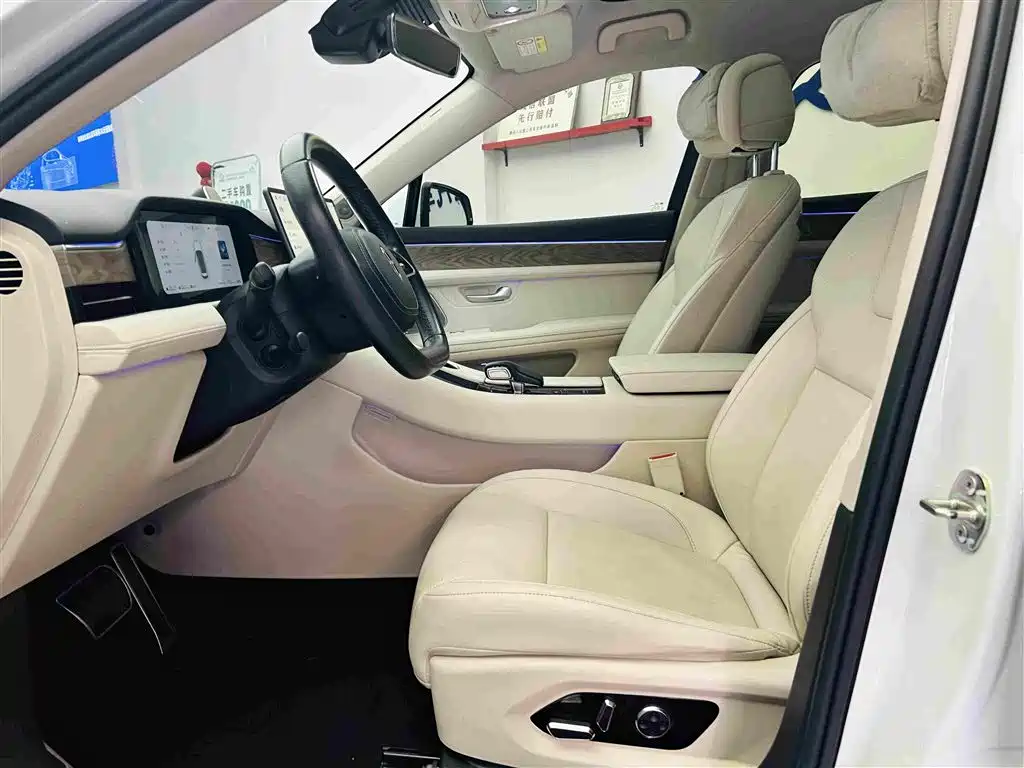 صورة 20 - Aito AITO M5