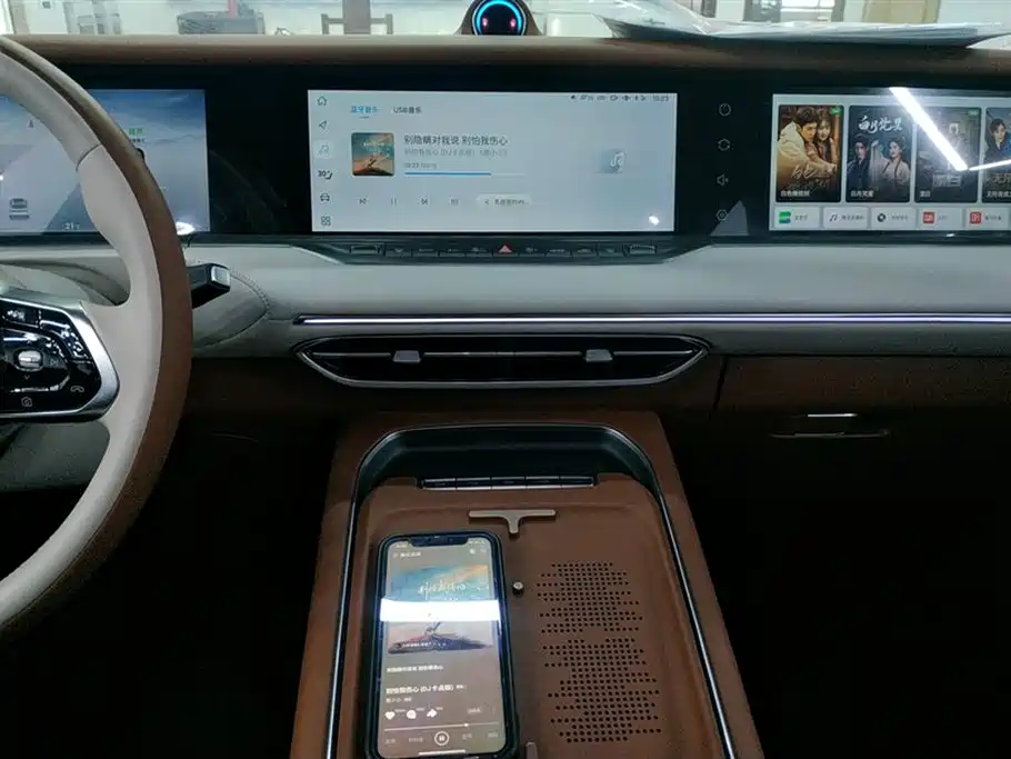 Voyah Auto VOYAH FREE 2024 Ultra Long Range Intelligent Driving Edition фото 13