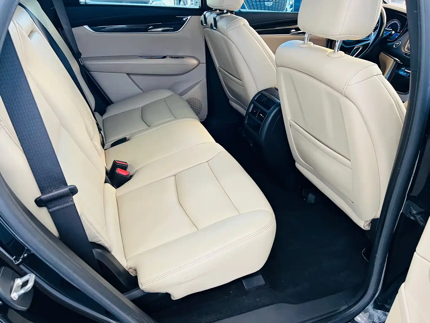 Cadillac XT5 2016 25T Technology Model фото 15