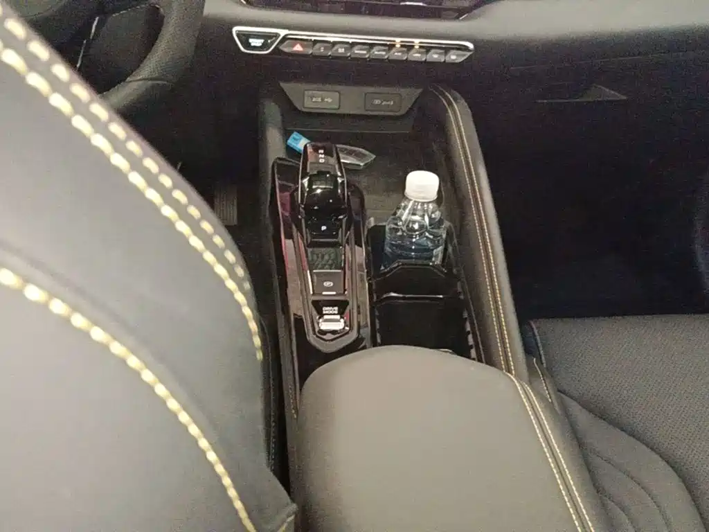 Geely Coolray 2025 2025 Bin Yue L 1.5TD DCT Starlight